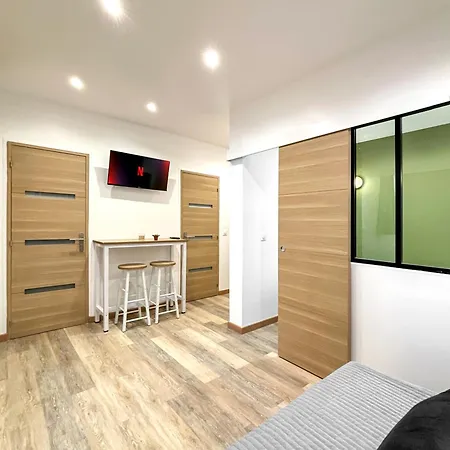 Apartment Hoche - Psg