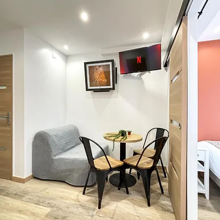 Hoche - Psg Apartmán *
